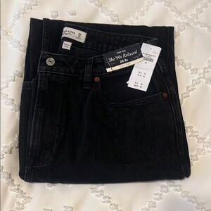 Abercrombie & Fitch Black Curve Love Relaxed Jeans